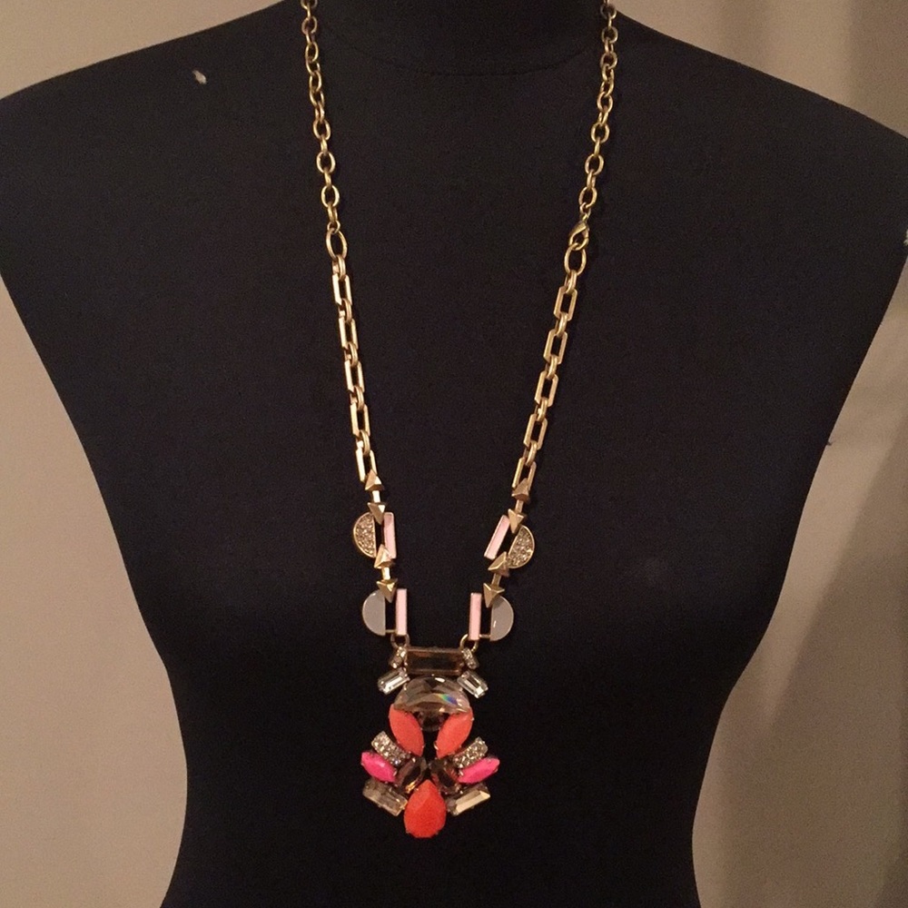 Stella and dot pendant